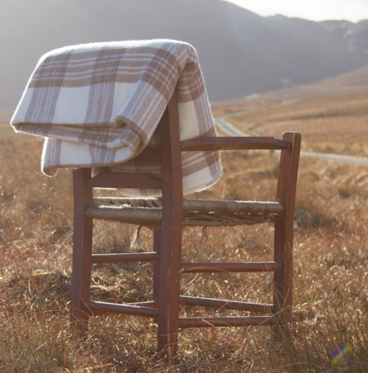 Queen-sized wool blankets