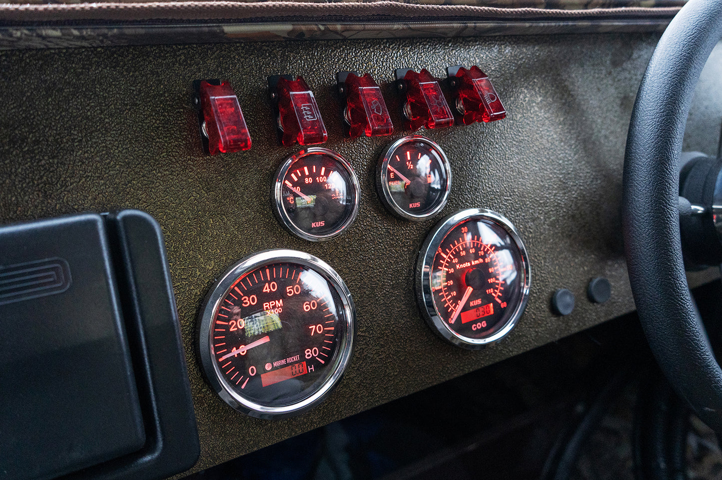 Bereg Airboat 560 -132HP